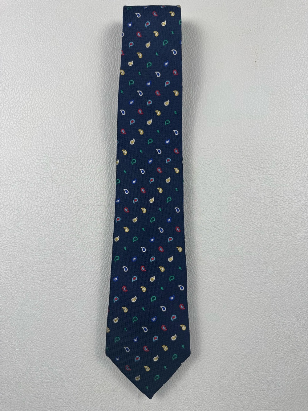 Rajawongse Clothier Jesse & Victor 100% Silk Navy Paisley Necktie Handmade